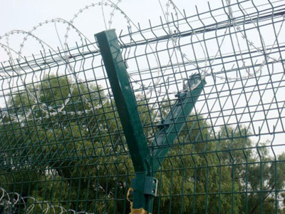 機場護欄網(wǎng)與防盜網(wǎng) 構筑空港安全的雙重防線